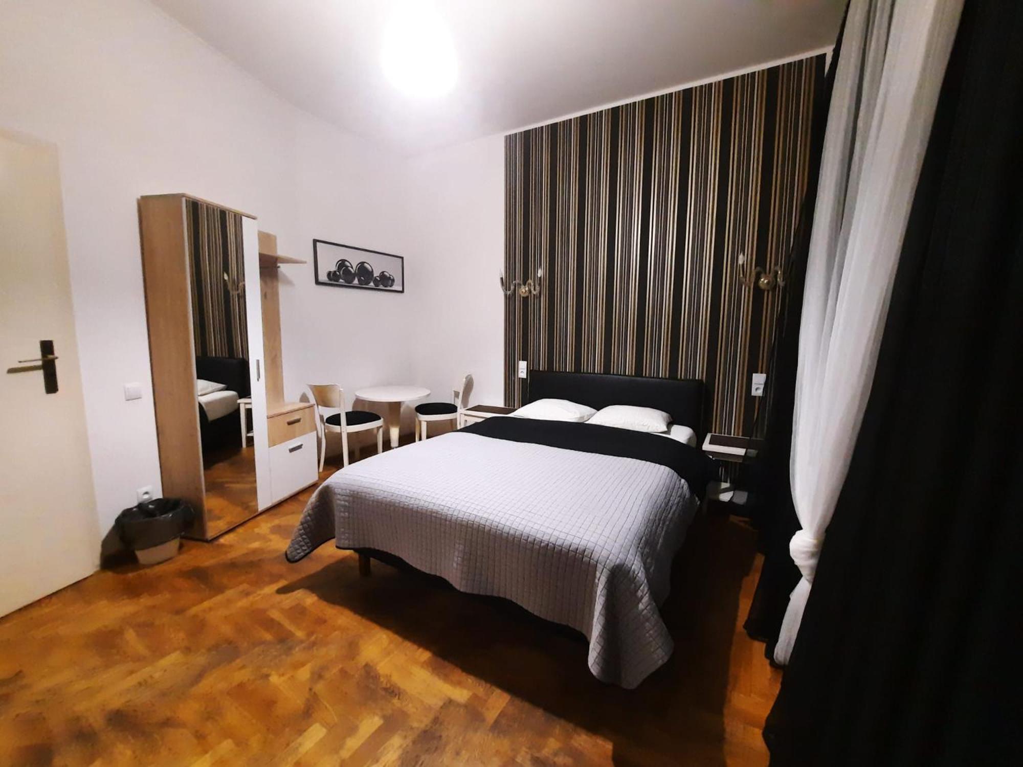 Lorf Hostel&Coffee Krakkó Kültér fotó